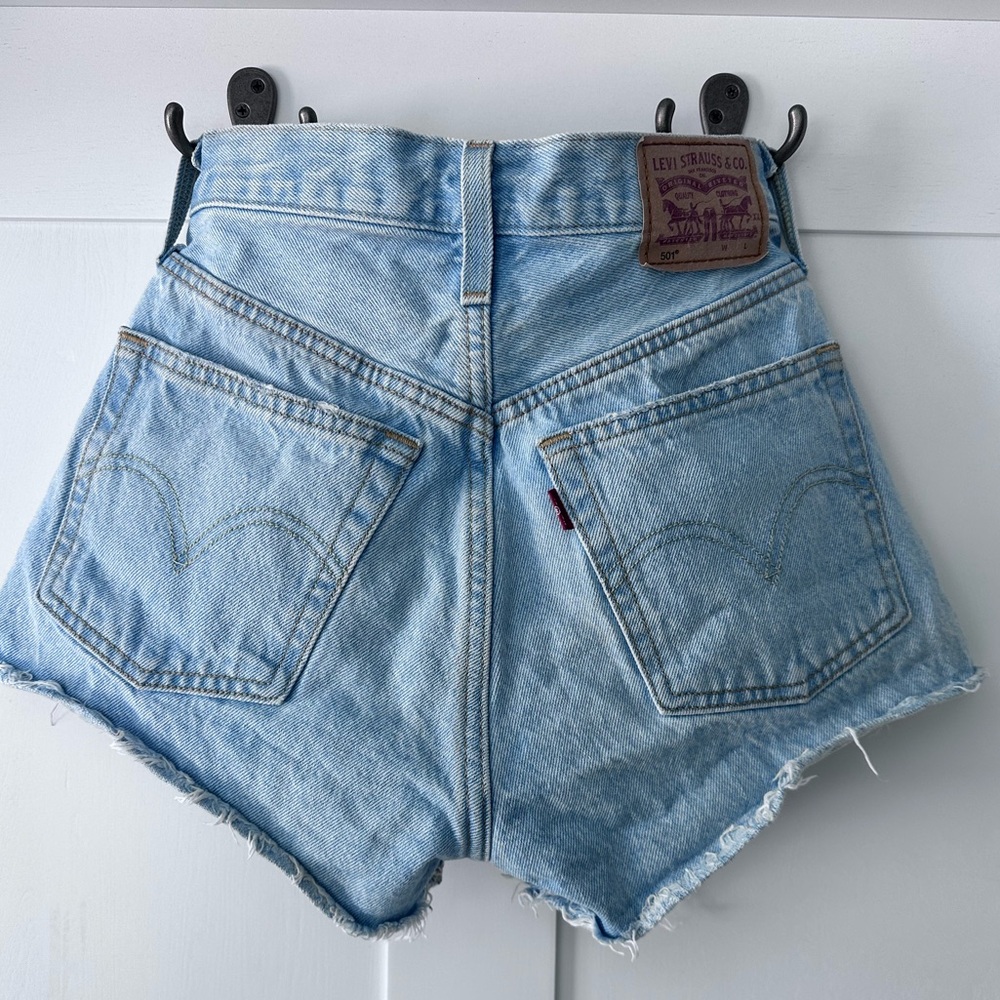 Levi's 501 Original High Rise Distressed Jean Shorts Spring Summer - Size 24